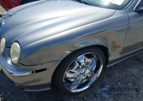 2003 Jaguar S-Type 4.2L V8 из США, поврежденный, VIN SAJEA01U93HM87534